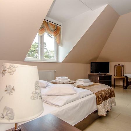 D.L.Blazkiewicz Bed & Breakfast Mielno  Bagian luar foto