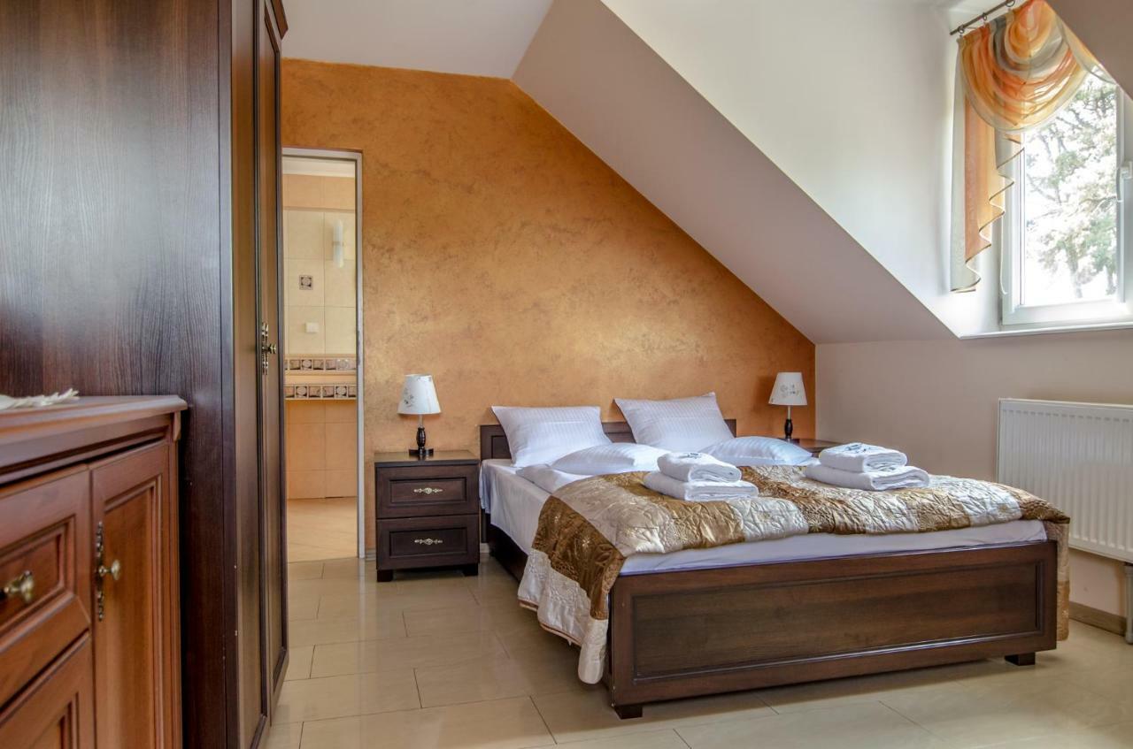 D.L.Blazkiewicz Bed & Breakfast Mielno  Bagian luar foto