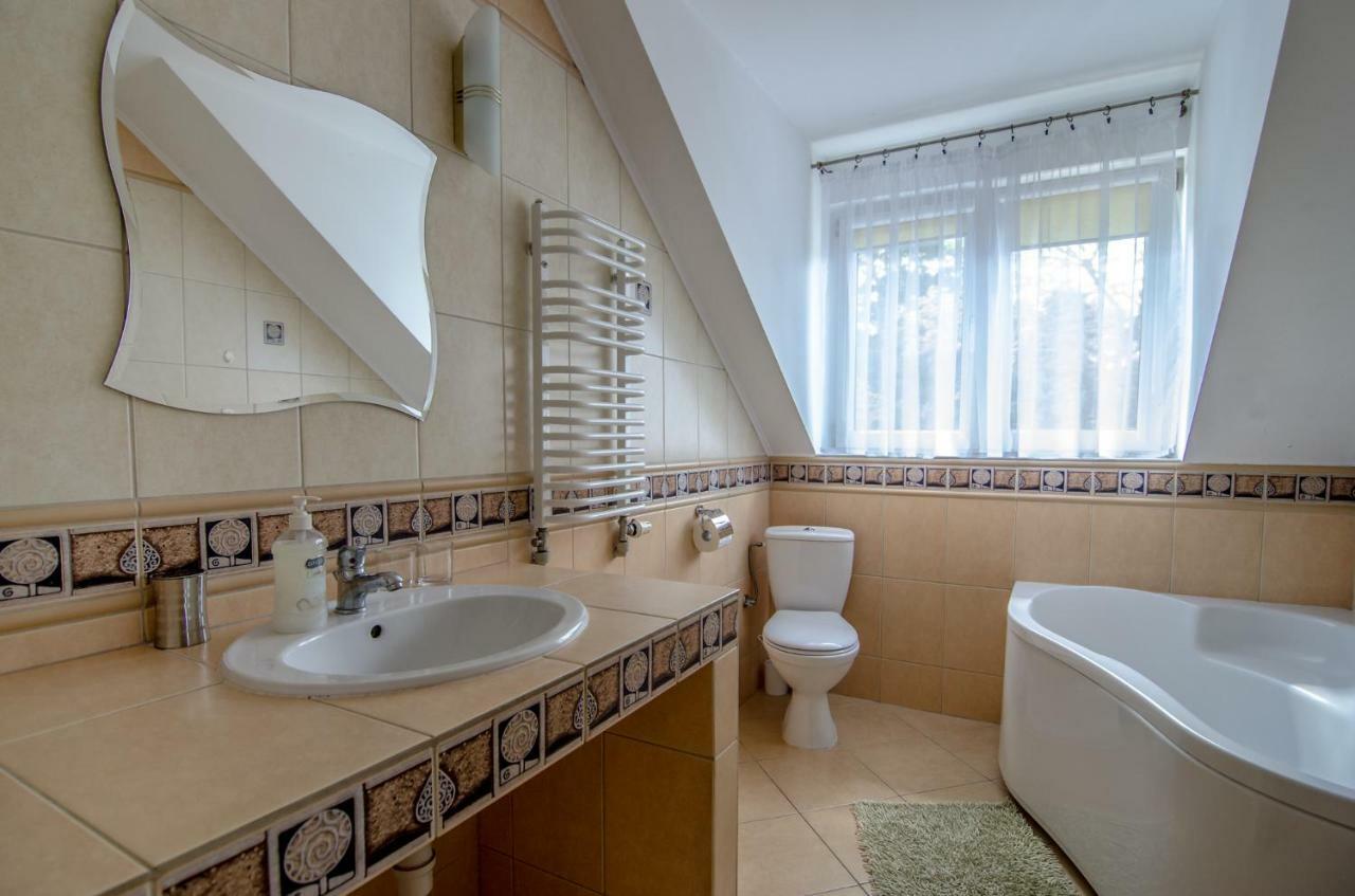 D.L.Blazkiewicz Bed & Breakfast Mielno  Bagian luar foto