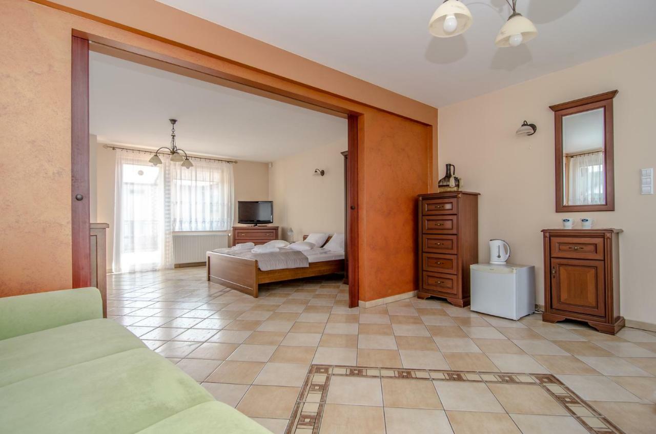 D.L.Blazkiewicz Bed & Breakfast Mielno  Bagian luar foto