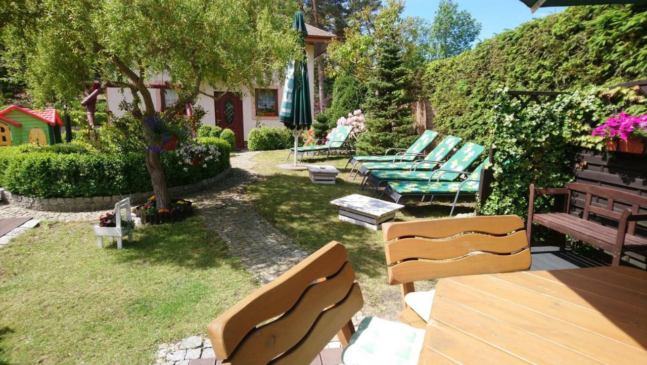 D.L.Blazkiewicz Bed & Breakfast Mielno  Bagian luar foto
