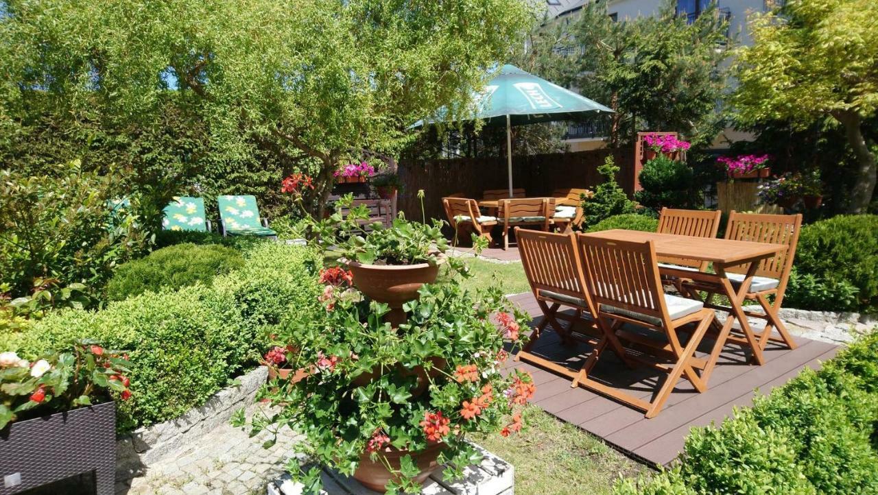 D.L.Blazkiewicz Bed & Breakfast Mielno  Bagian luar foto